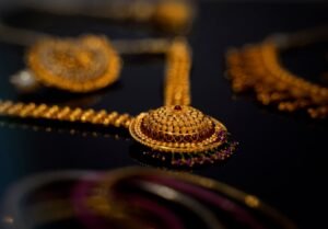 découvrez notre collection de bijoux faits main, alliant originalité et savoir-faire artisanal. chaque pièce unique témoigne de notre passion pour l'artisanat et la créativité. parfaits pour sublimer votre style ou offrir un cadeau inoubliable.